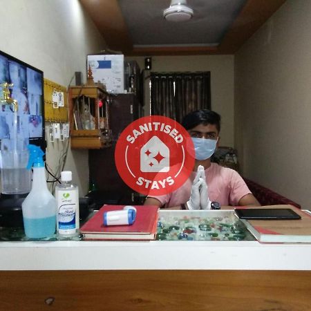 โอโย 60773 รุจิต ลอดจิ้ง แอนด์ บอร์ดดิ้ง Hotel มุมไบ ภายนอก รูปภาพ